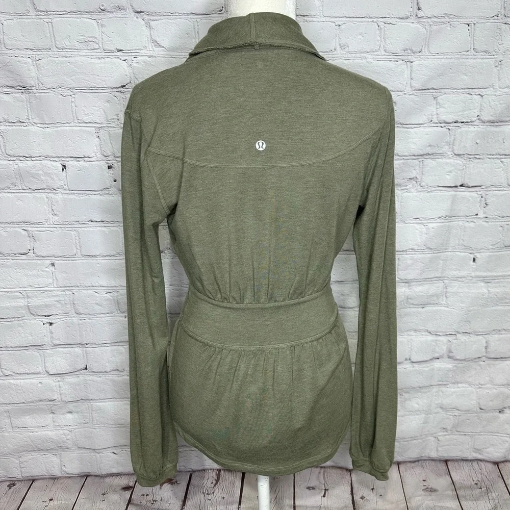 LULULEMON Dance Pulse Wrap Olive
Green - Picture 5 of 14